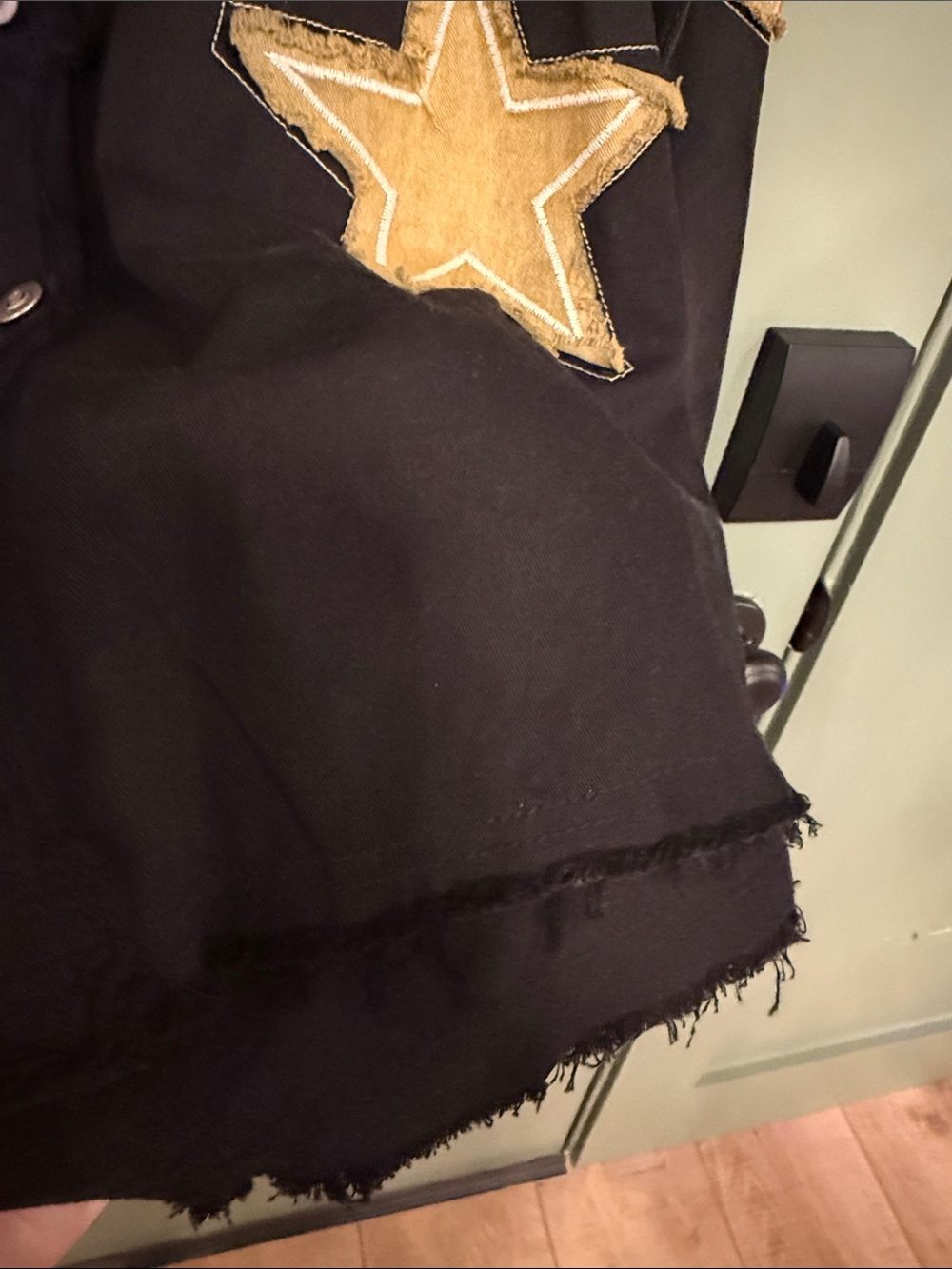NEW POL black button-front shirt with gold star patches - Picture 5 of 8